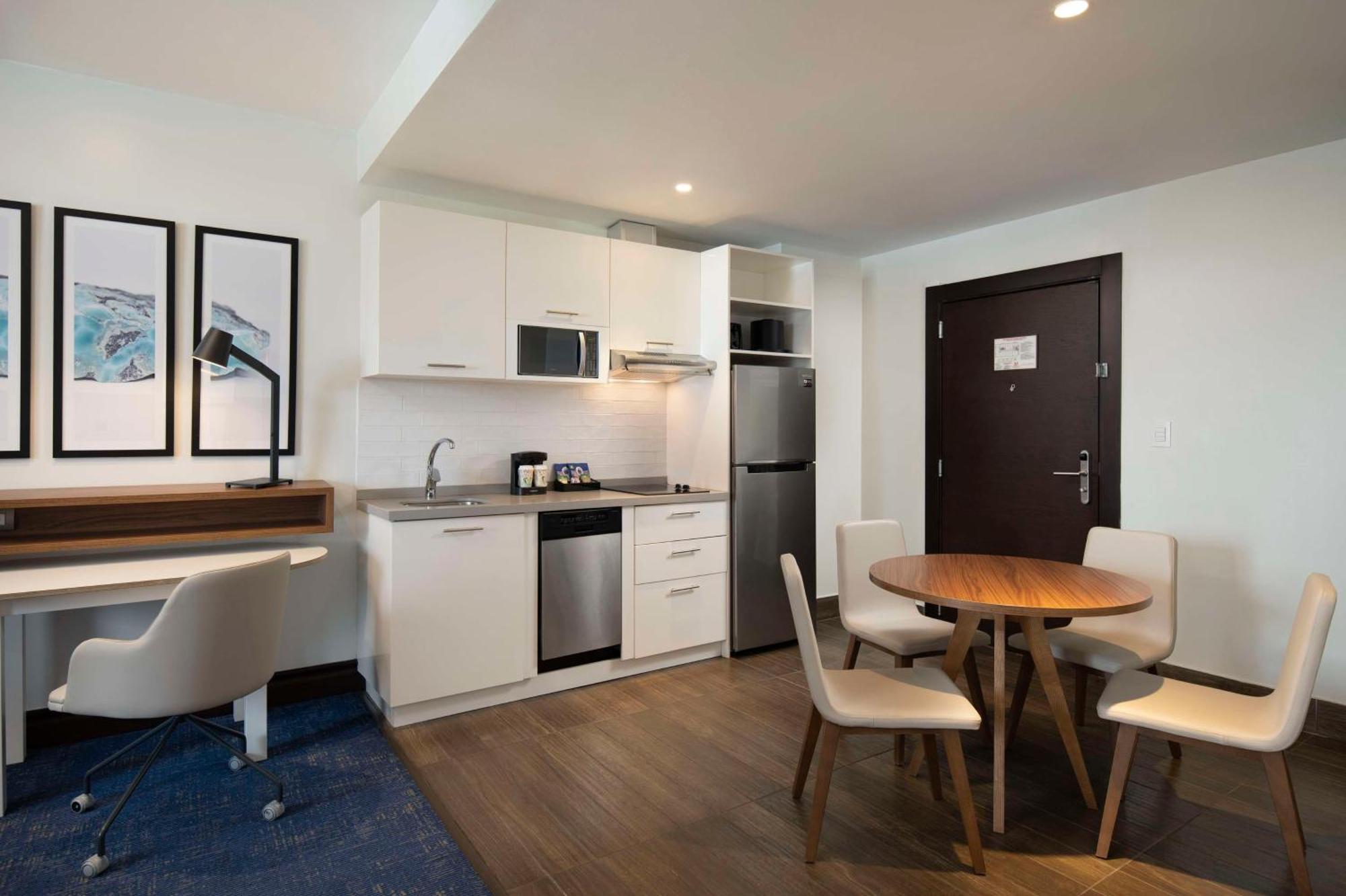 Homewood Suites By Hilton Santo Domingo Buitenkant foto